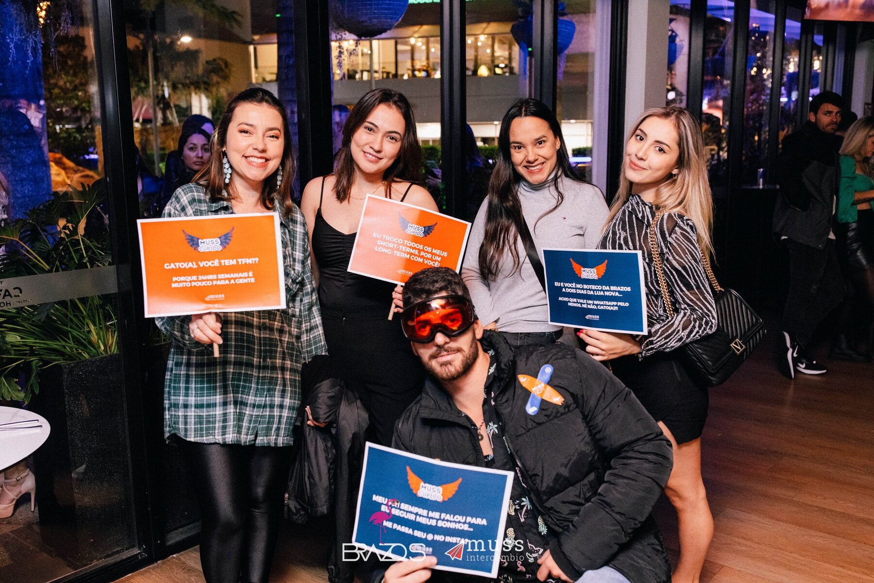 Jovem estudando em sala de design vocacional em Vancouver